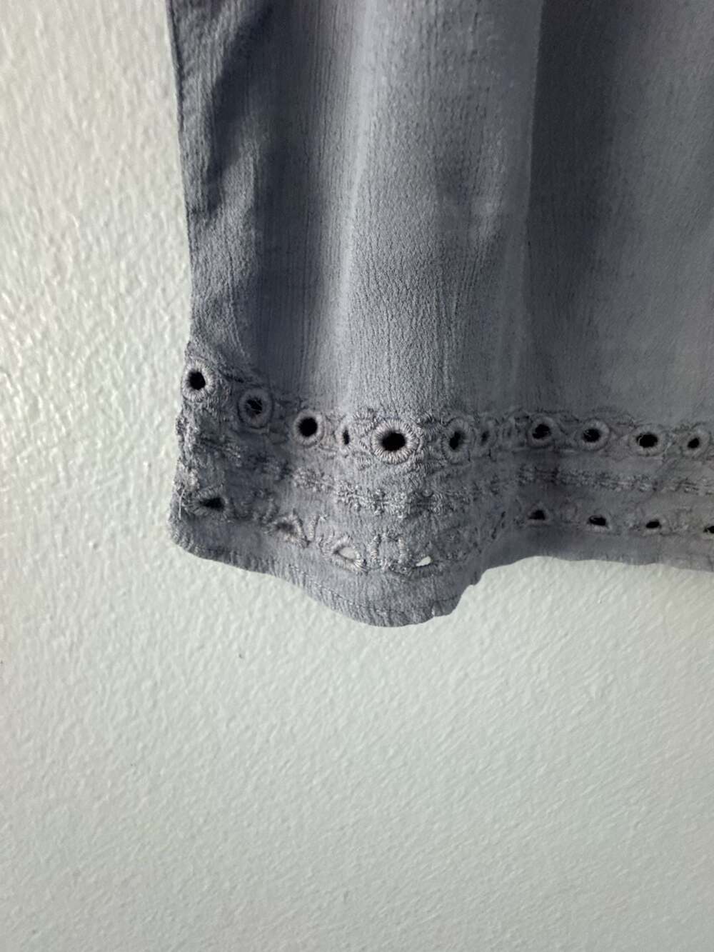 Anthropologie Marrakech Blue Eyelet Embroidered Boho Blouse Top Women’s Large - Picture 3 of 9